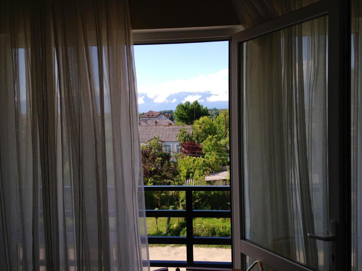 Rozalin Guest House グダウタ エクステリア 写真